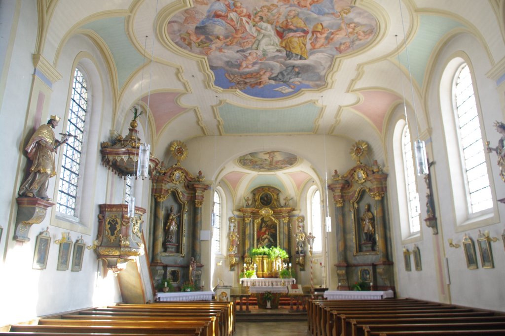 Hohenschftlarn, Altre und Kanzel der St. Georg Kirche, Fresken von Benedikt Dersch (10.02.2013)