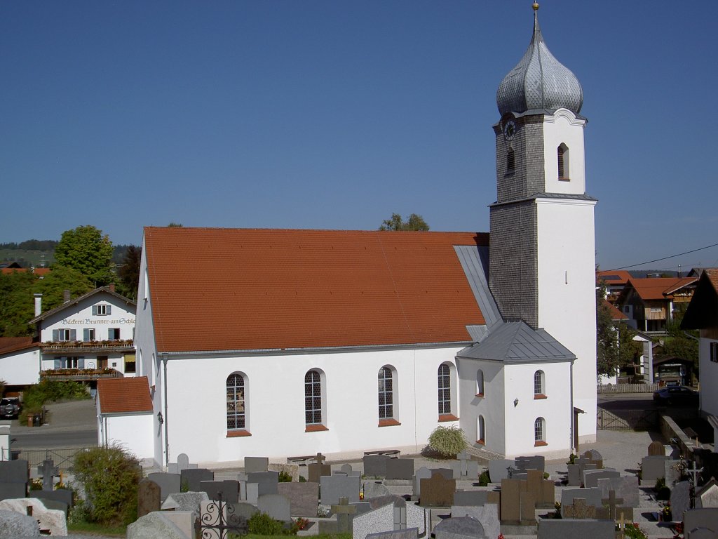 Hopferau, Pfarrkirche St. Martin und Sebastian, sptgotisch, erbaut 1467, umgestaltet 1899 (04.10.2011)
