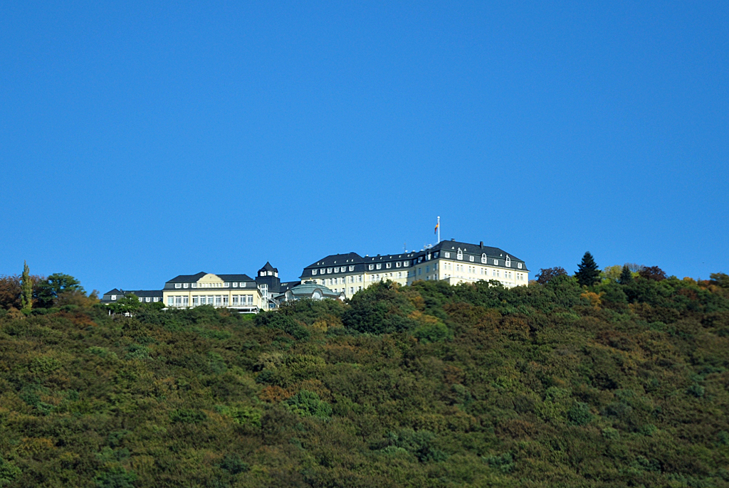 Hotel Petersberg (Gstehaus der Bundesregierung) mitten im Siebengebirge 30.09.2011