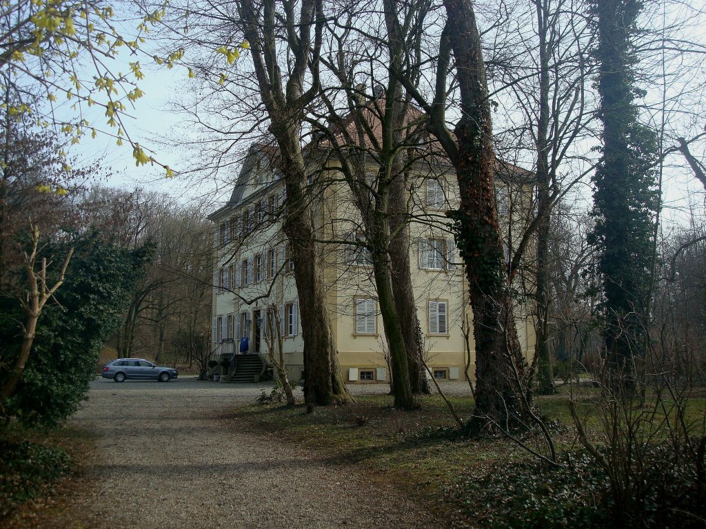 Hugstetten bei Freiburg, das Schlo von 1805 ist im Privatbesitz, zum Schlo gab es frher einen englischen Garten, der zu den schnsten in Sddeutschland gehrte, bekannte Gste waren Goethe und Mendelson-Bartholdy, Mrz 2011