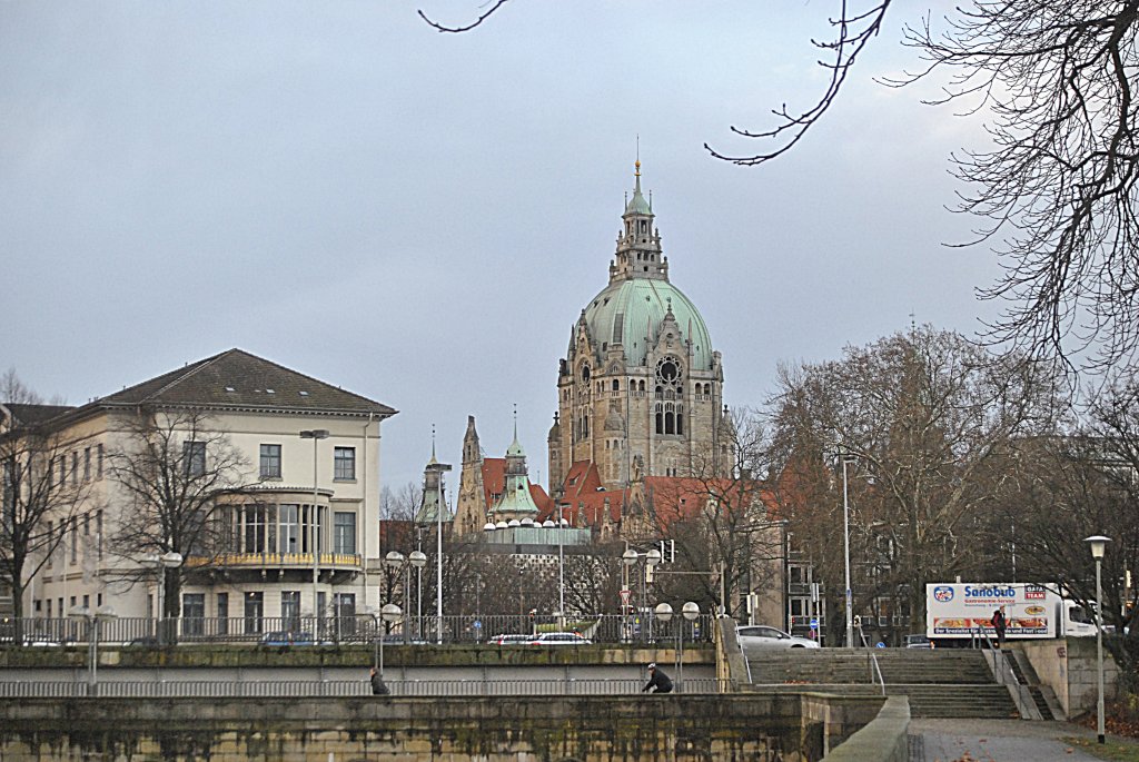 Im Hintergurnd das Neue Rathaus von Hannovet. Foto vom 07.12.2011