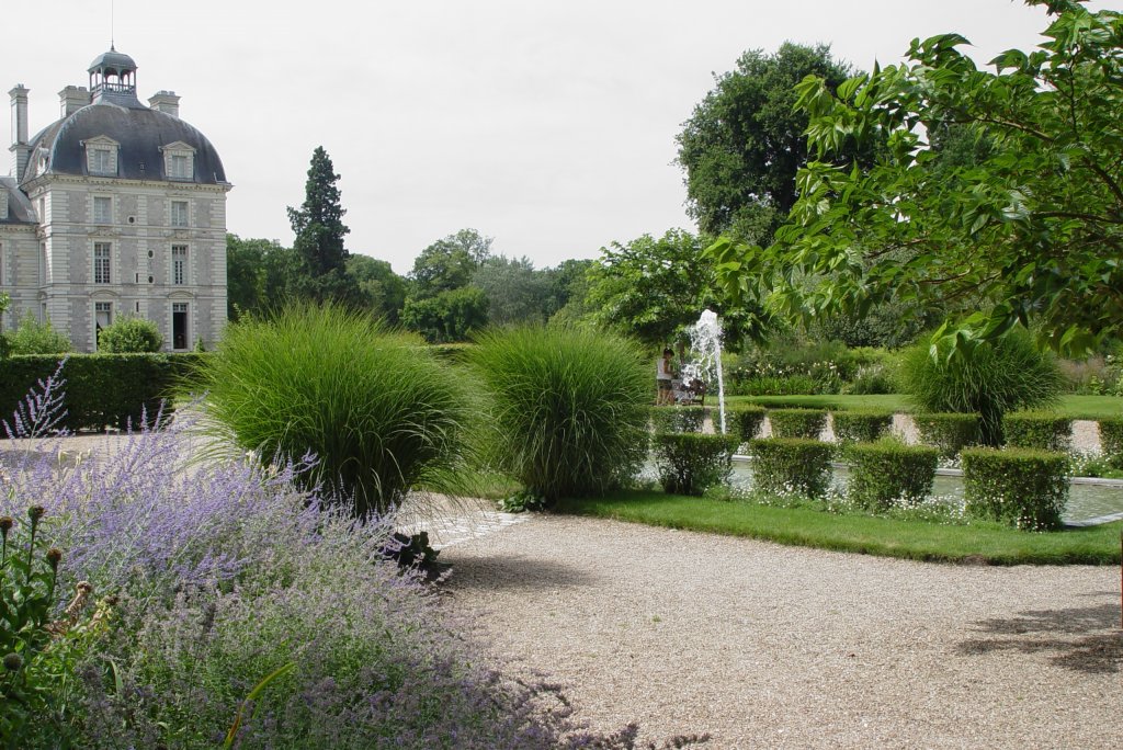 Im Ziergarten von Schlo Cheverny im Loiretal am 21.07.2009