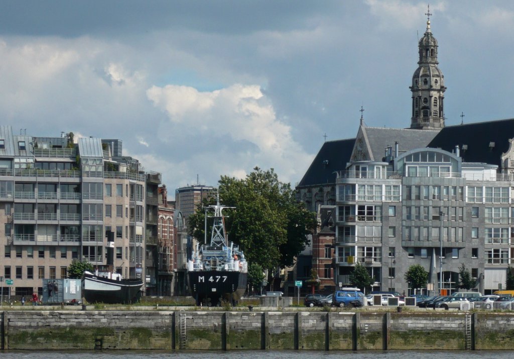 Immer gibt´s was zu entdecken...
Hafenstadt Antwerpen; August 08.