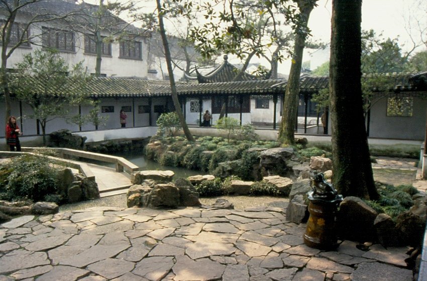 In den Gärten der Stadt Suzhou im Februar 2003