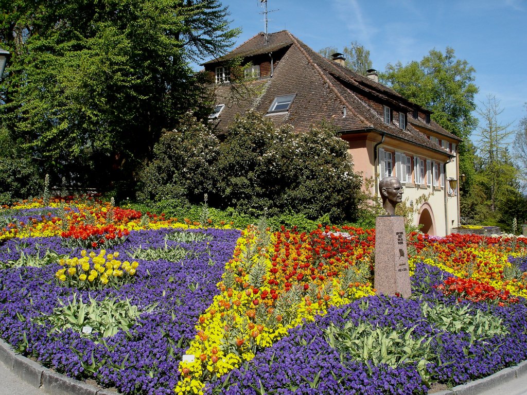 Insel Mainau, Gedenkstein an den Grafen Bernadotte, April 2007 