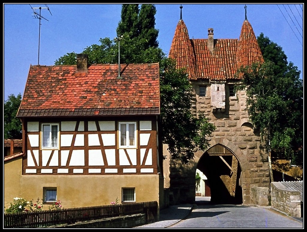 Iphofen. Einersheimer Tor (Landseite) - August 1978