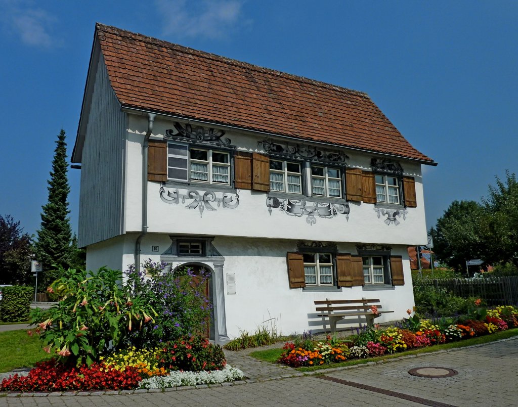 Isny, das letzte erhaltene Gartenhaus aus dem 16.Jahrhundert, 1991 saniert, Aug.2012