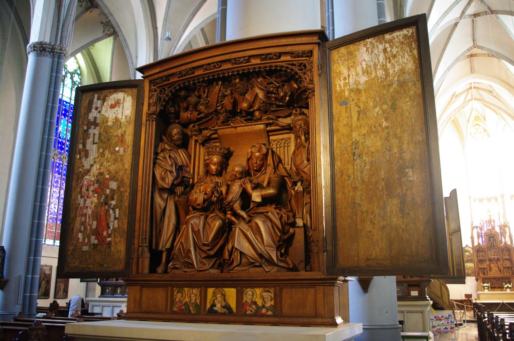 Kalkar, Annenaltar von 1490 in der St. Nikolai Kirche (30.05.2011)