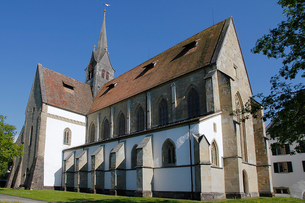 Kappel am Albis, ehemalige Zisterzienserabtei. Westfassade, nrdliches Langhaus, Seitenschiff und Querschiff, 1250-1310, hochgotisch. Turmartiger Dachreiter von 1641. Nun bei schnem Wetter, 22. Mai 2010, 17:45