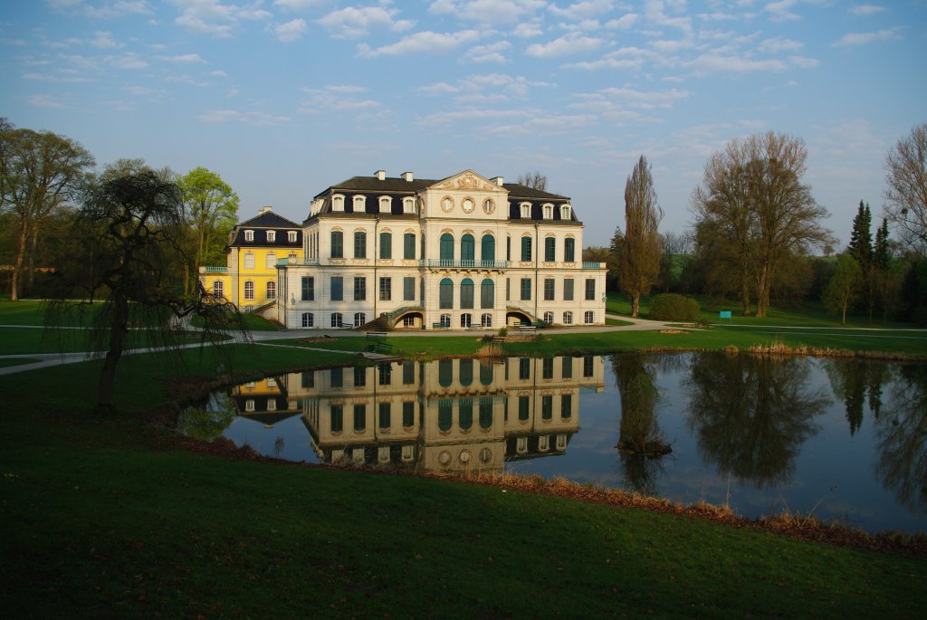 Kassel, Schloss Wilhelmsthal, erbaut von 1743 bis 1761 fr den hessischen
Landgrafen Wilhelm VIII (12.04.2009)