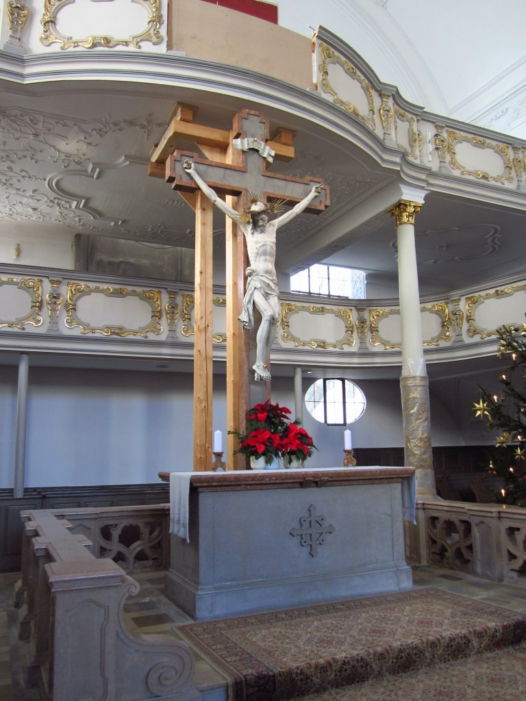 Kaufbeuren, Altar der Ev. Dreifaltigkeitskirche (15.01.2012)