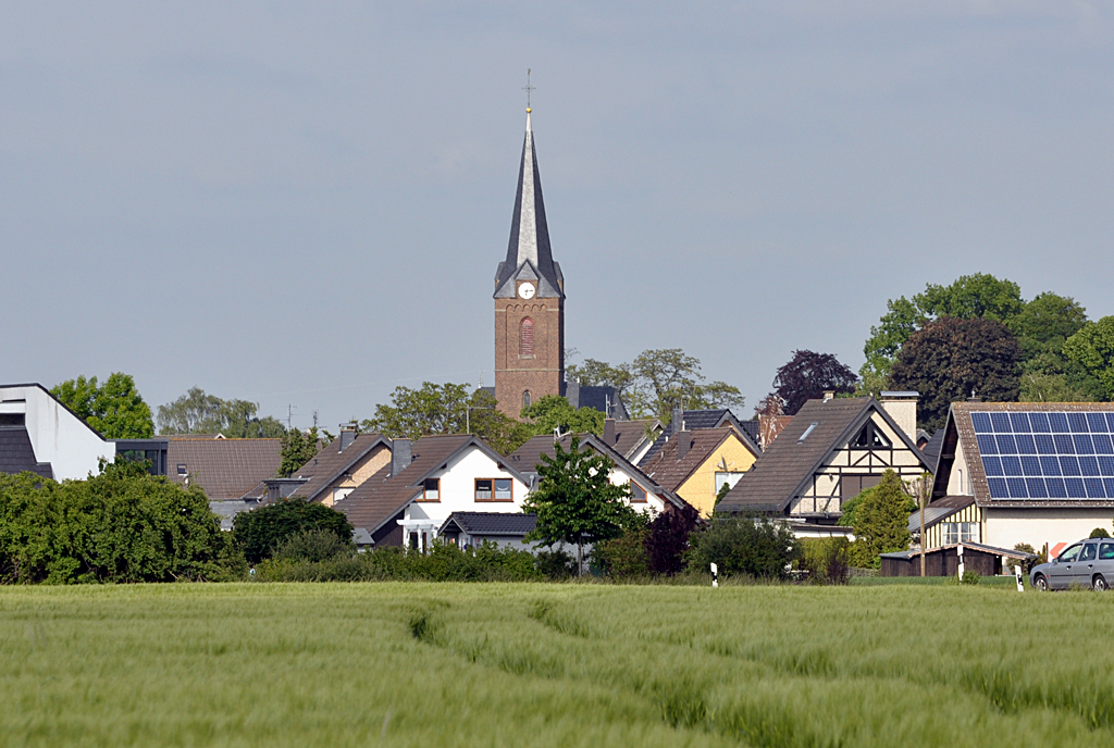 Kirche in Euskirchen-Bllesheim - 03.06.2013