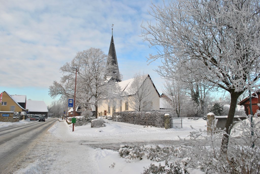 Kirche in Lehrte am 21.12.2010.