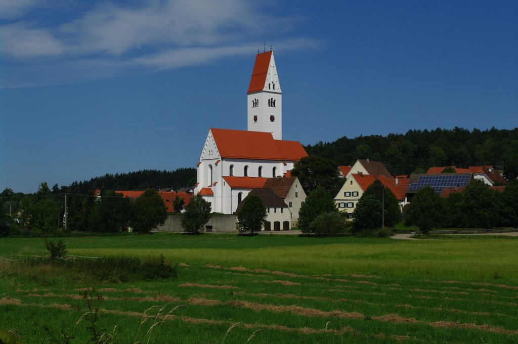 Kirchhaslach, sptgotische Wallfahrtskirche Maria Himmelfahrt, erbaut von 1449 bis 
1470 (17.08.2011)