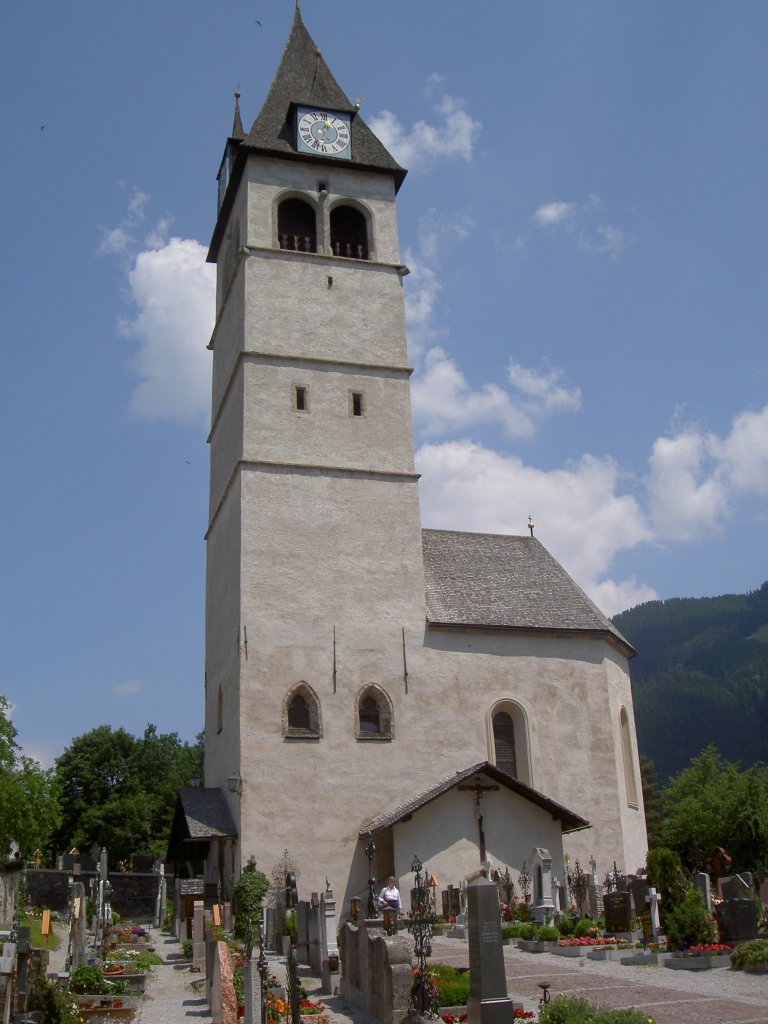 Kitzbhel, Liebfrauenkirche, erbaut im 14. Jahrhundert (27.06.2010)