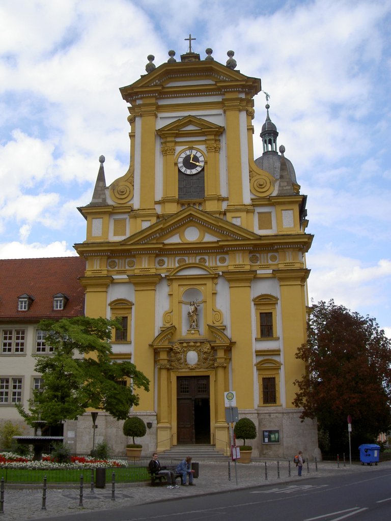 Kitzingen, Evangelische Stadtkirche, Kaiserstrae, erbaut von 1686 bis 1699 von 
Baumeister A. Petrini (11.09.2007)