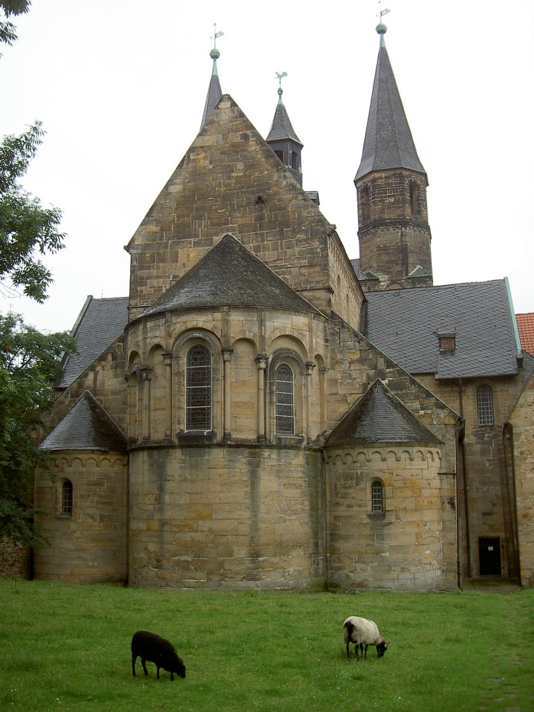 Kloster Hamersleben, ehem. Augustiner Chorherrenstift, gegrndet 1108 durch Bischof 
Reinhard (08.07.2012)