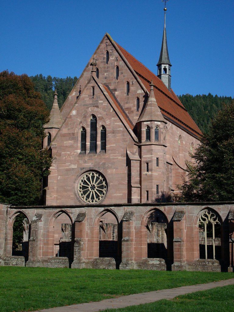 Kloster Hirsau, Kreuzgangreste sptgotische Form von 1474-1503 mit der Marienkapelle, Okt.2010 