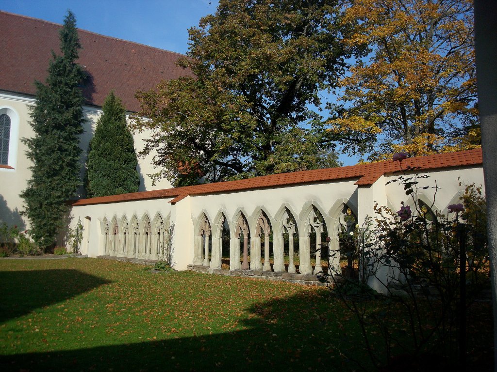 Kloster Kirchberg, ein Teil der gotischen Kreuzgangarkaden aus dem 13.Jahrhundert, Okt.2010
