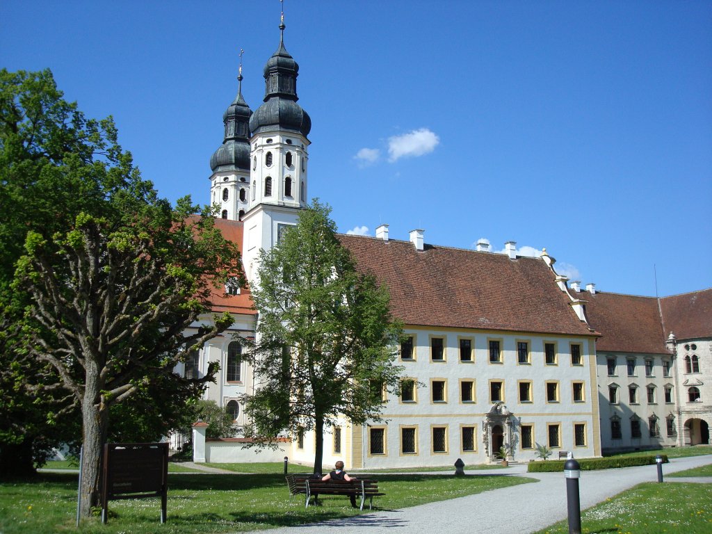 Kloster Obermarchtal,Alb-Donau-Kreis,
geht auf das Jahr 776 zurck,
das sehenswerte Mnster,
Mai 2008