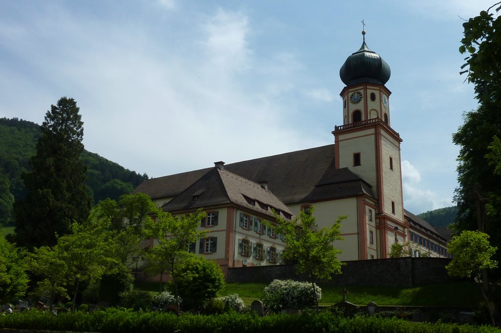 Kloster St.Trudpert im Mnstertal, die Klosterkirche wurde 1715 von Peter Thumb erbaut, der Chor von 1436 wurde mit integriert, Mai 2011