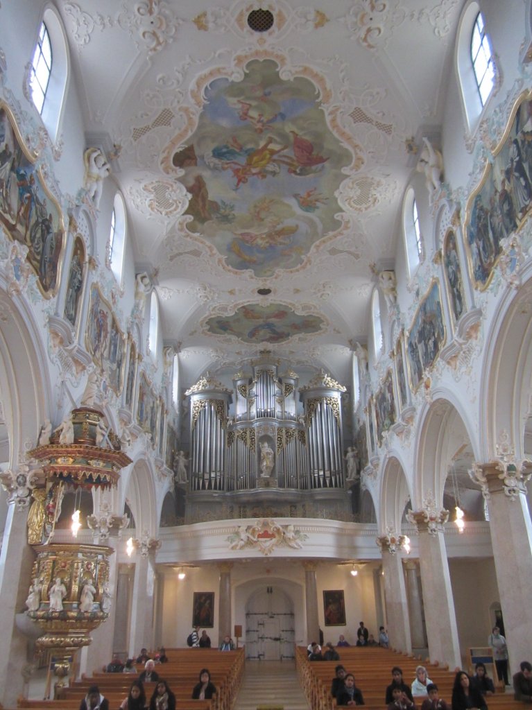 Klosterkirche Mariastein, Langschiff und Orgelempore, neobarocke Ausstattung (07.10.2012)