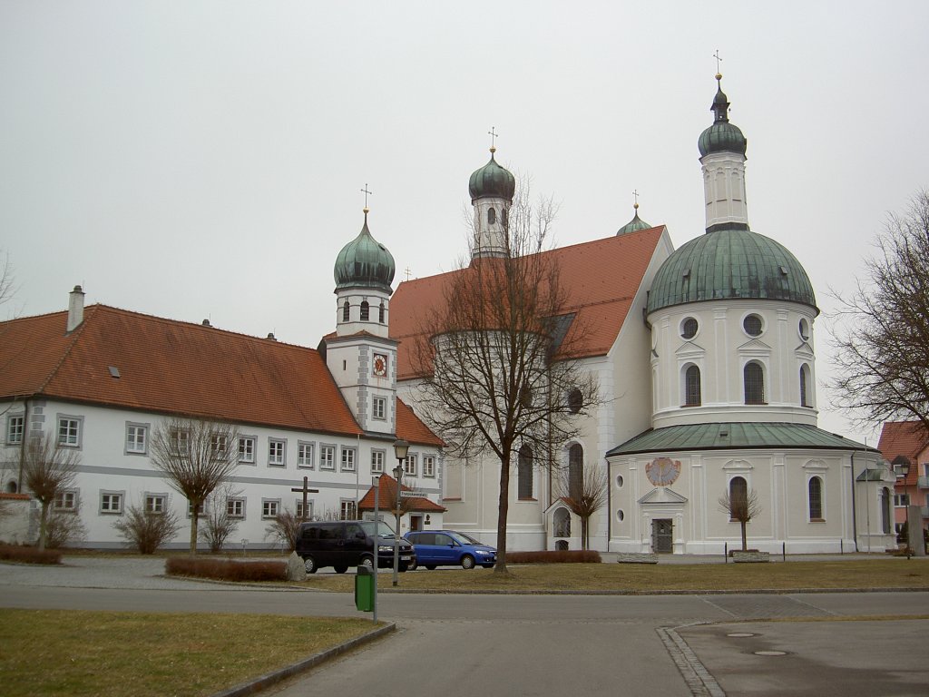 Klosterlechfeld, Wallfahrtskirche Maria Hilf, erbaut ab 1604, Langhaus erbaut von 1656 bis 1659 durch Karl Diez, 1690 bis 1691 Anbau von Seitenkapellen durch 
Kaspar Feichtmayr, Kreis Augsburg (02.03.2012)