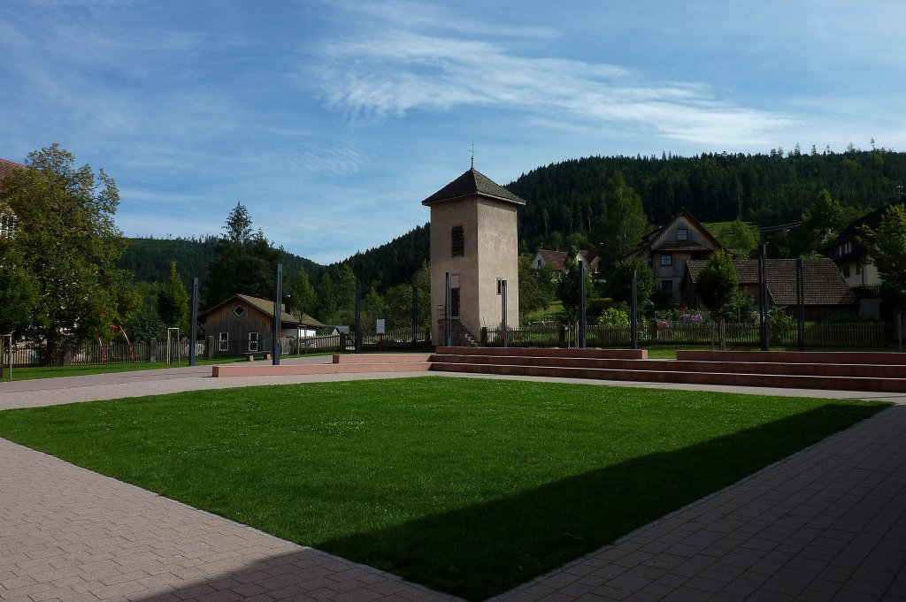 Klosterreichenbach, 2008 wurde der Innenhof des ehemaligen Klostergevierts neu gestaltet, Sept.2011