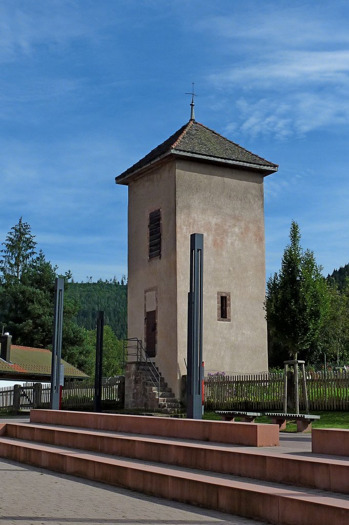 Klosterreichenbach, der Gefngnisturm aus dem Jahre 1564 war ursprnglich mit dem Klosterbau verbunden, Sept.2011