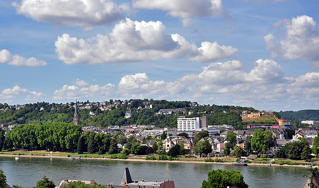 Koblenz-Sd mit dem Fort Konstantin und der Josefskirche - 27.08.2012