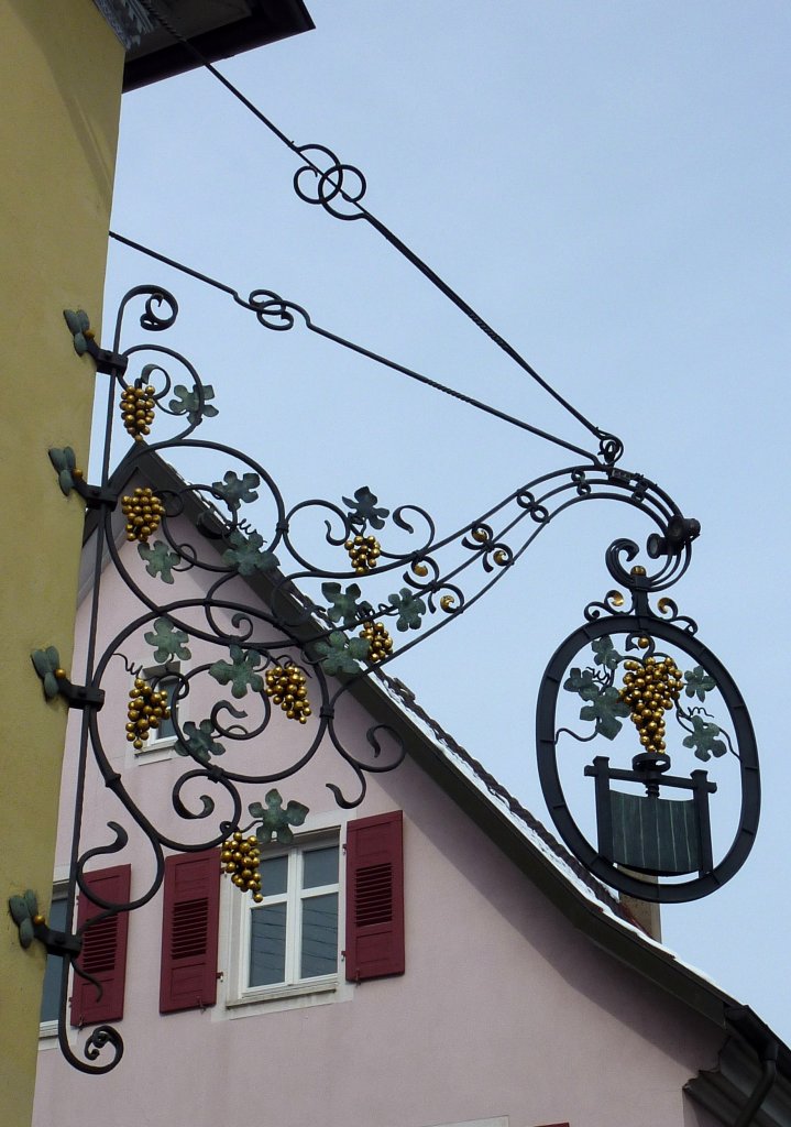 Knigschaffhausen am Kaiserstuhl, Schild an der Winzergenossenschaft, Feb.2013