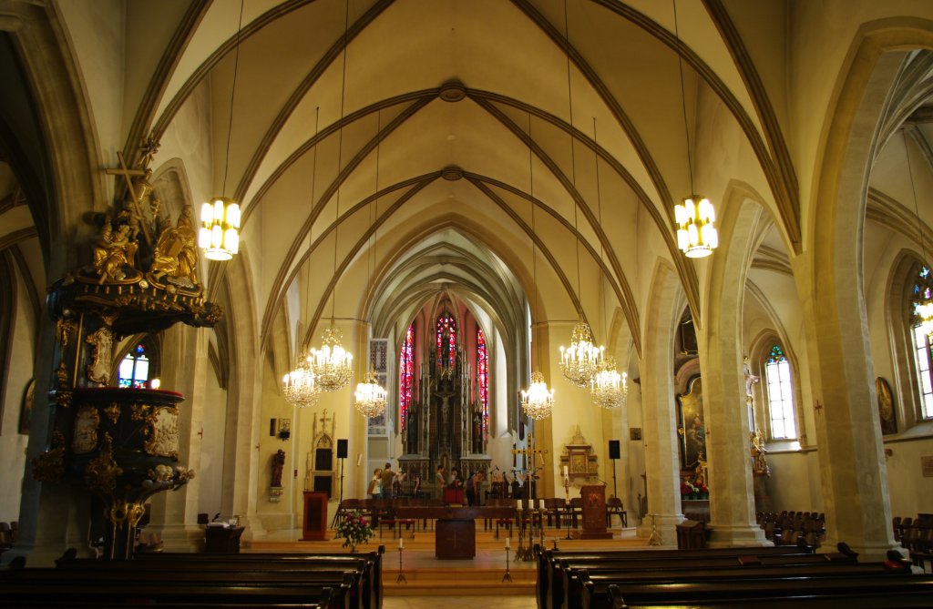 Korneuburg, St. gydien Kirche, Niedersterreich (04.06.2011)