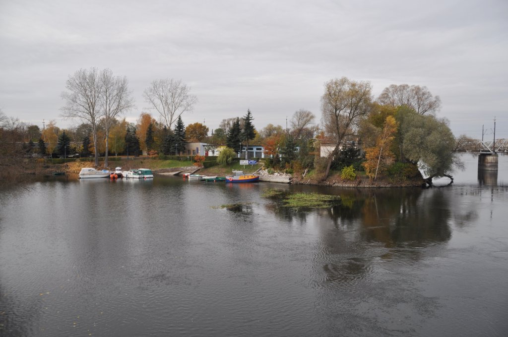 KOSTRZYN nad Odrą (Powiat gorzowski), 28.10.2010, an der Warthe