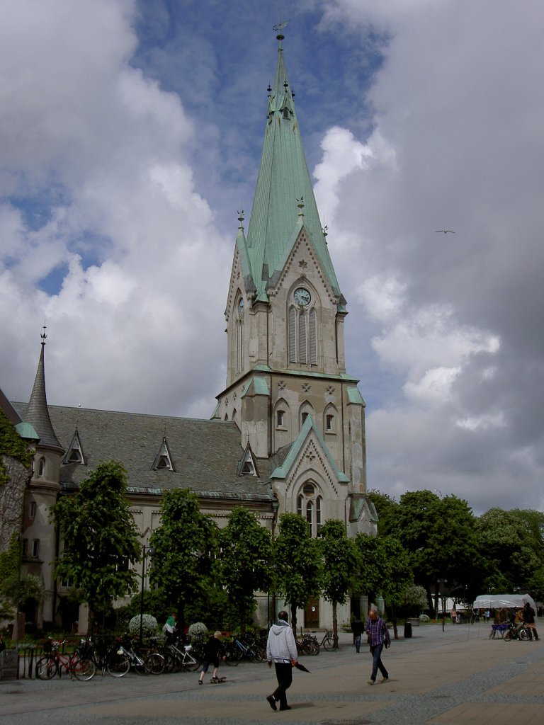 Kristiansand, neugotischer Dom, erbaut von 1880 bis 1885 durch Hendrik-Thrap Meyer (24.06.2013)