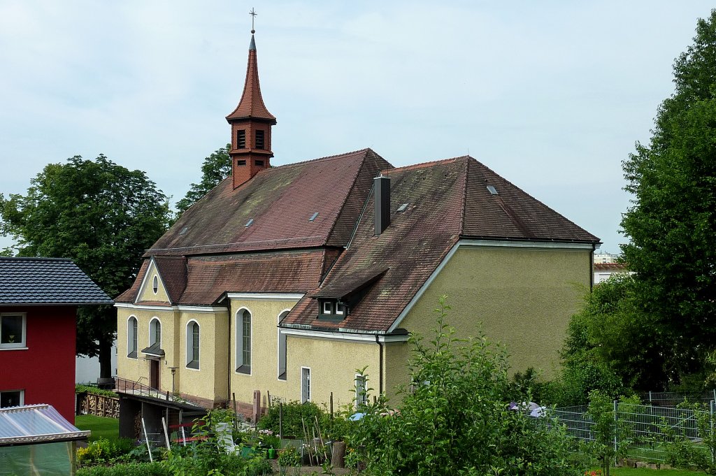 Lahr, die katholische Pfarrkirche Hl.Geist, erbaut 1909-12, Juni 2012