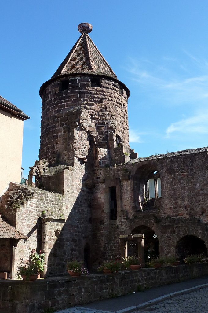 Lahr, der Storchenturm, Teil der Stadtbefestigung von 1220, Okt.2012