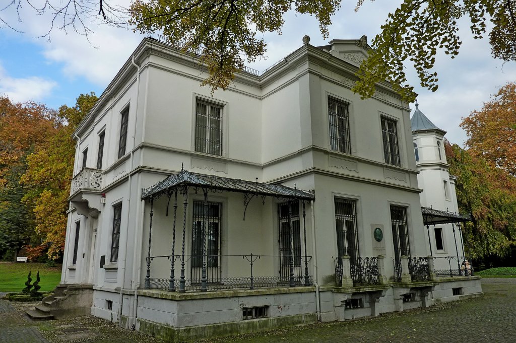 Lahr, die  Villa Jamm , im Stadtpark, hier wohnte der Stadtparkstifter von 1861-75, heute Stadtmuseum, Nov.2011