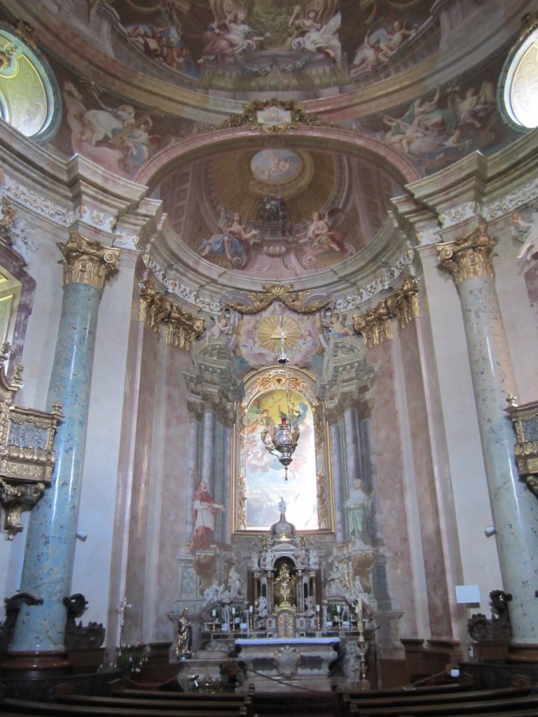 Lambach, Paurakirche, Fresken von Carlo I. Carloni, Figuren von Francesco Messenta, 
lbilder von Martino Altomonte, Stuck von Hans Georg und Franz Joseph Holzinger 
(05.05.2013)