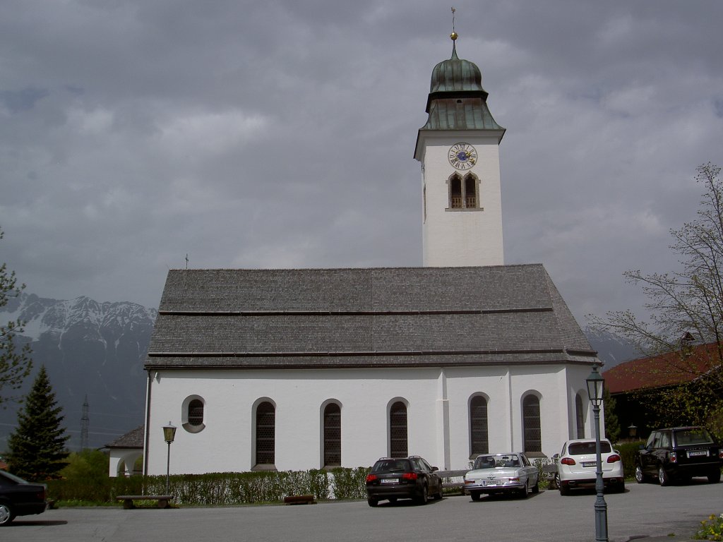 Lans, Pfarrkirche St. Lambert an der Dorfstrae (01.05.2013)