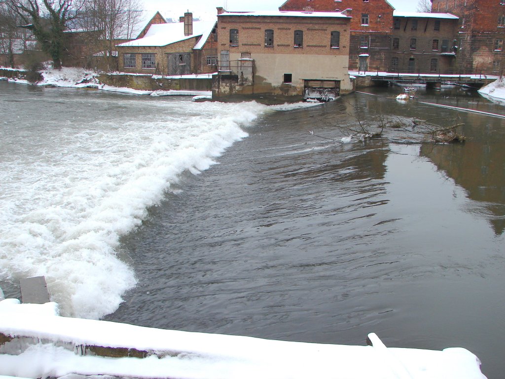 Laucha an der Unstrut - Das winterliche Wehr - 17.01.2010
