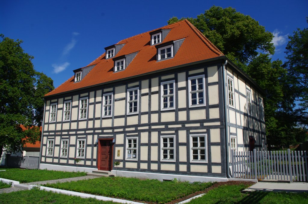 Lauchhammer, Pfarrhaus von 1733, Kreis Elbe-Elster (24.07.2011)