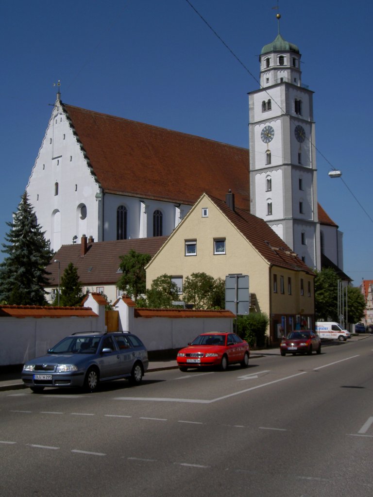 Lauingen, Stadtpfarrkirche St. Martin, erbaut ab 1516, Landkreis Dillingen (28.06.2011) 