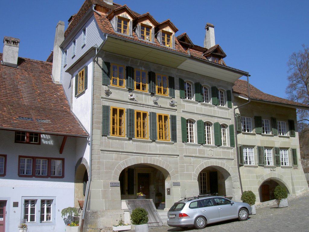 Laupen, Rathaus am Marktplatz, Kanton Bern (05.06.2011)