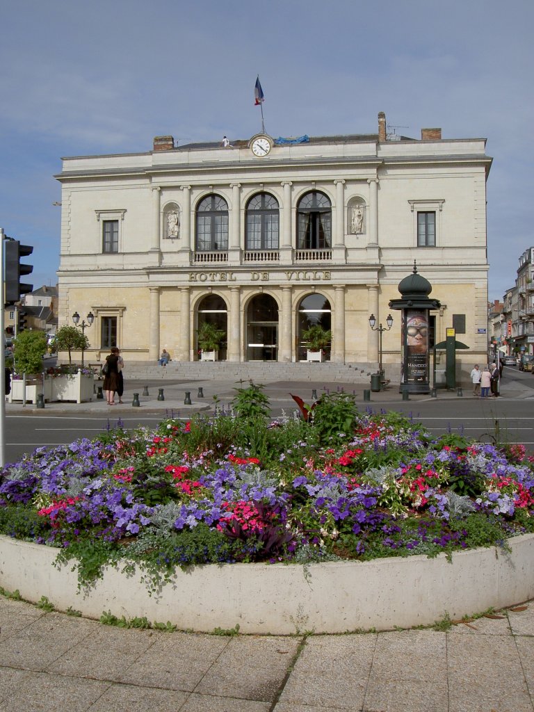 Laval, Rathaus (04.07.2008)