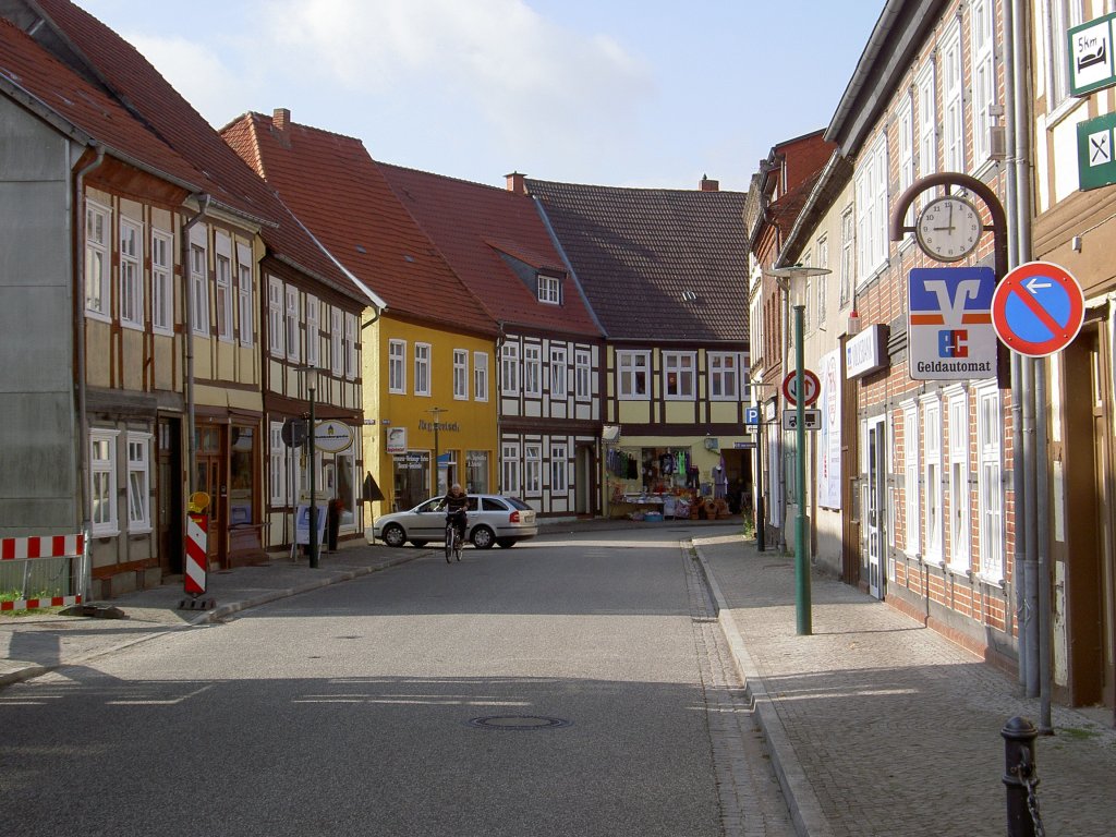 Lenzen,Fachwerkhuser in der Hamburger Strae (11.07.2012)