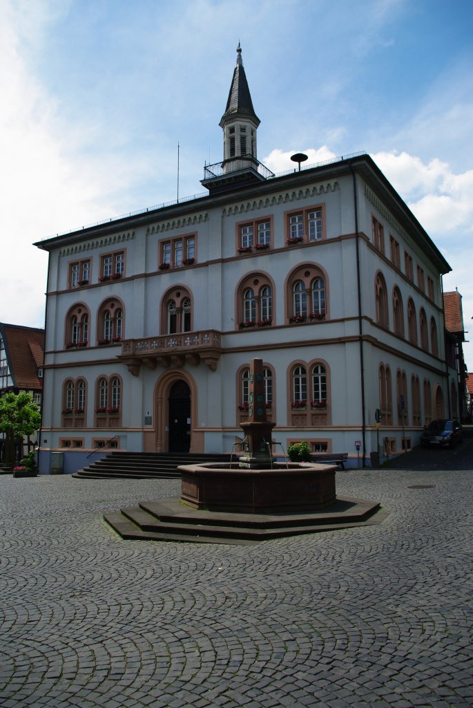 Lich, Rathaus, Unterstadt 1, erbaut von 1848 bis 1849 in Palazzo Art, Kreis 
Gieen (31.05.2009)