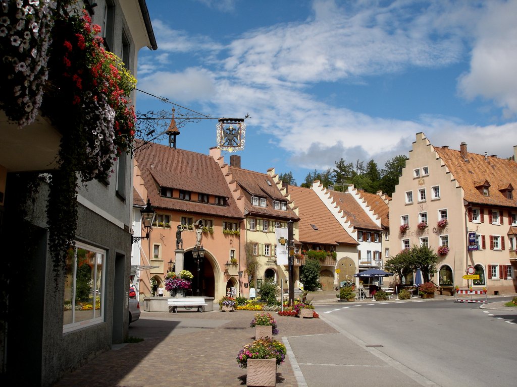 Lffingen am Schwarzwald, Blick zum Maienlnder Tor, Sept.2006