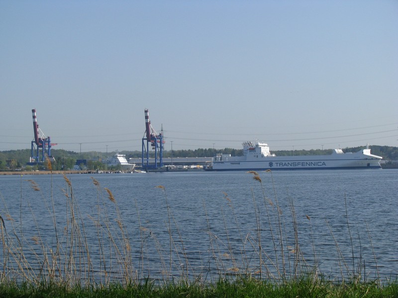 Lbeck [Schleswig-Holstein]; Blick von der Mecklenburger Strae ber die Trave [25.04.2011]