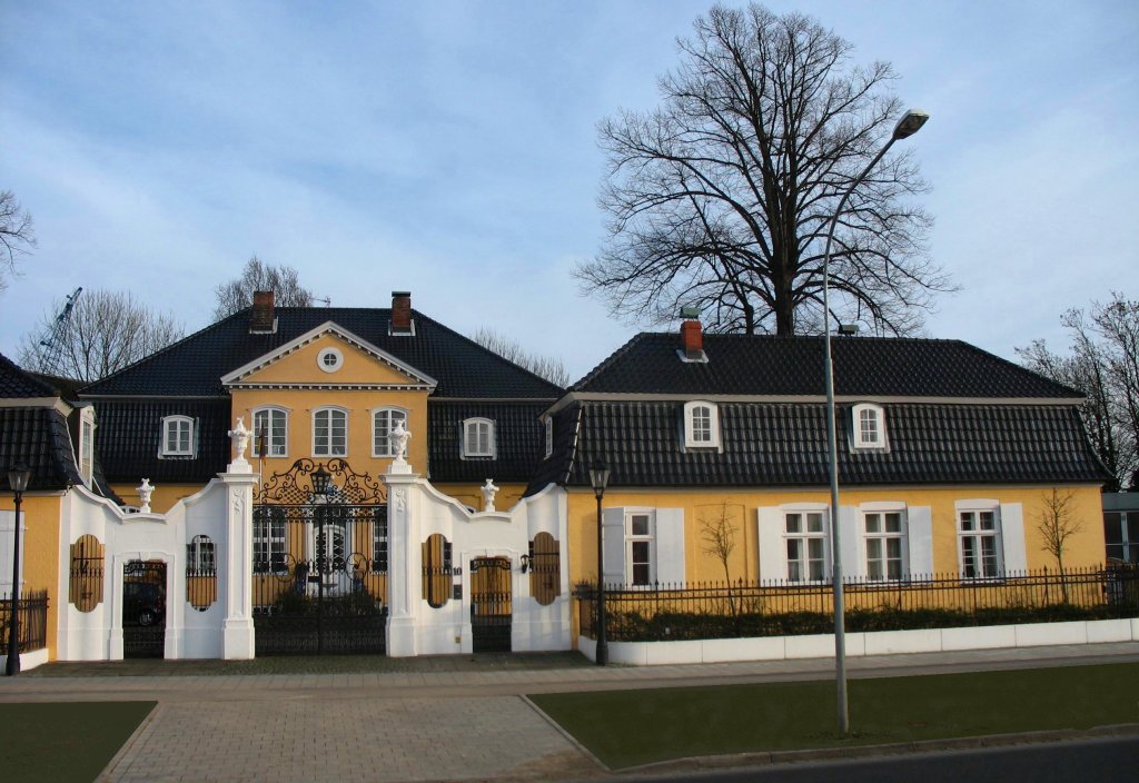 Lbeck,in der Einsiedelstrasse steht die ehemalige Koch'sche Villa des Chefs der Schiffswerft von Koch der heutigen LMG... Aufgenommen: 17.02.2007
