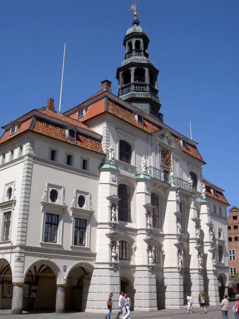 Lneburg, Rathaus am Markt, erbaut ab 1200, Groe Ratsstube erbaut von 1566 bis 
1584, Huldigungssaal von 1706 als barocker Prunksaal (08.05.2011)